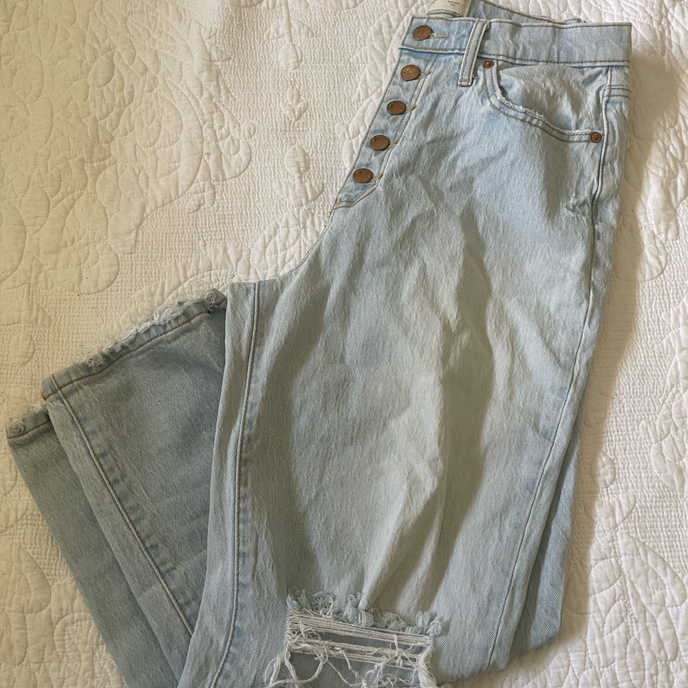 Universal Thread High Rise Blue Jeans